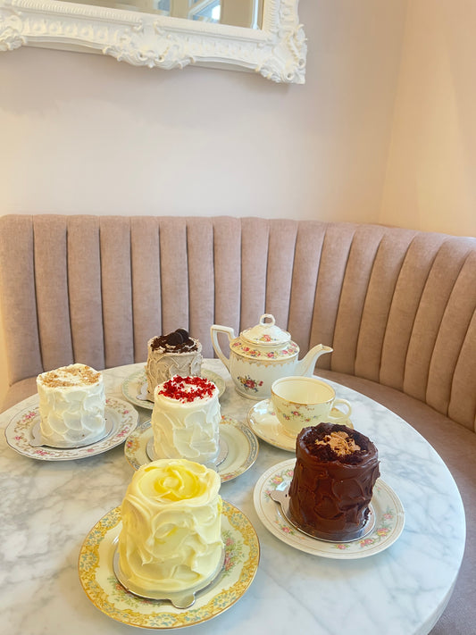 Box of 4 mini Cakes