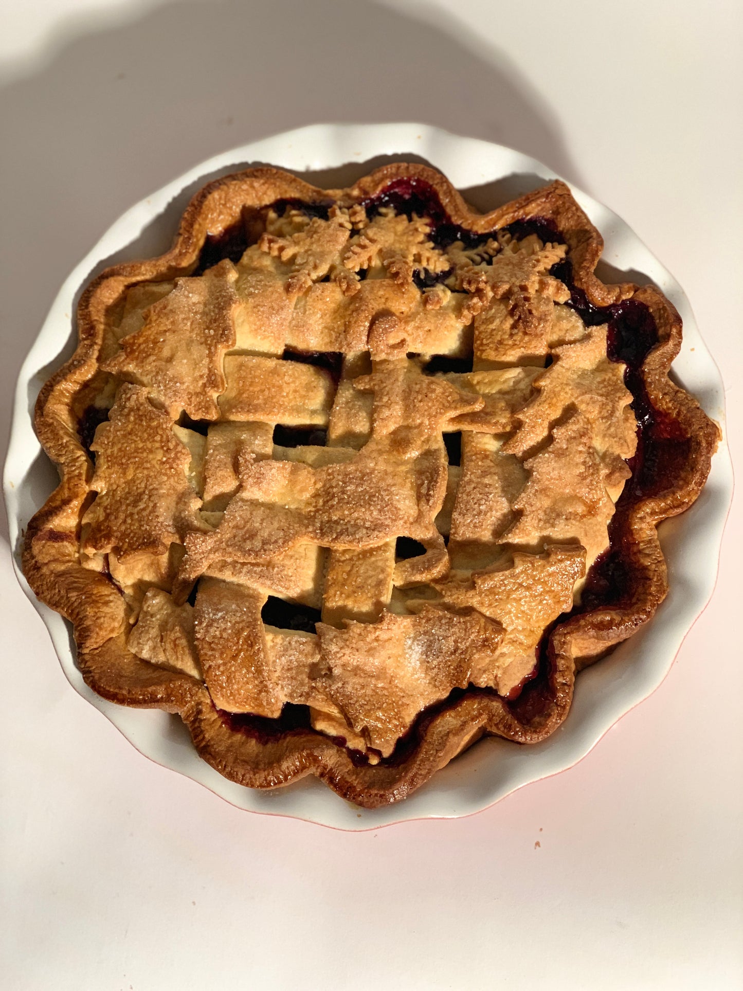 Apple blueberry pie
