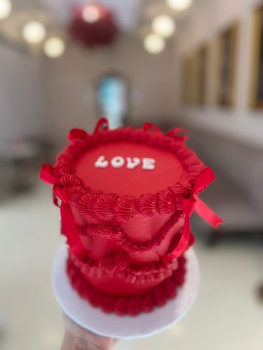 Vintage red love cake