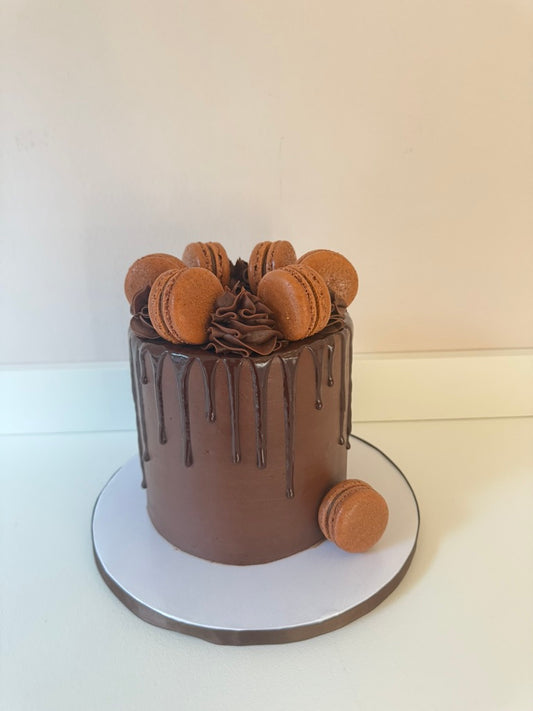 Chocolate Drip Cake macarons